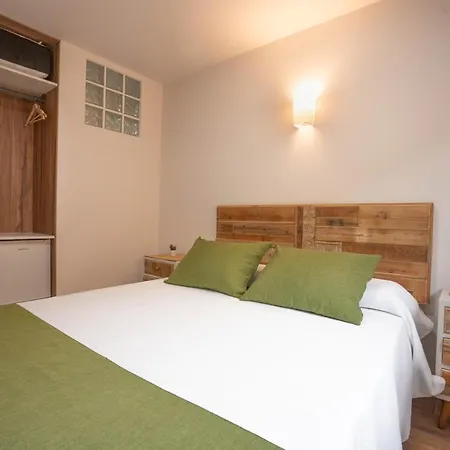 Casa Gabriela Szálloda *